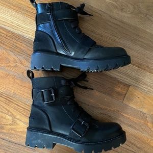 UGG boots size 7 womens